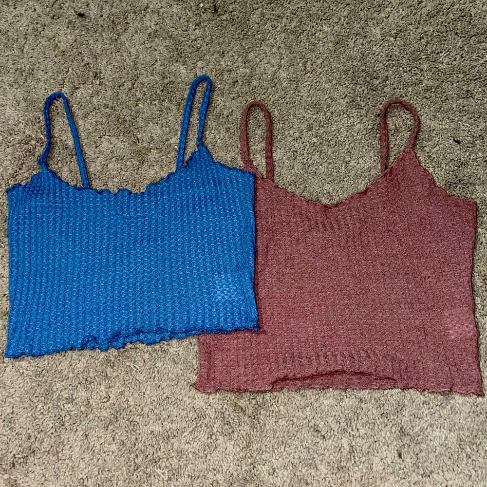 2 Tank Tops